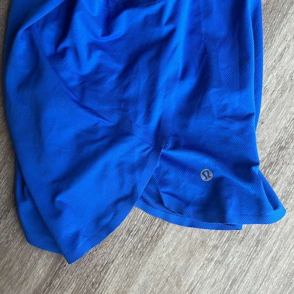 Blue lululemon tank - Picture 3 of 3